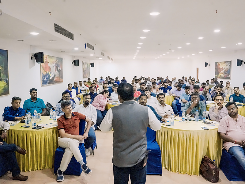 Corporate Keynote Speaker For Business Events In Mumbai Corporate keynote speaker engages professionals in Mumbai with practical leadership strategies.