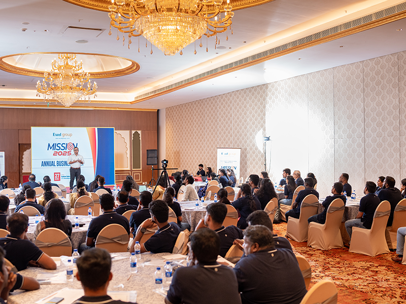 Leadership Keynote Session For Corporate Teams In Kochi Leadership keynote speaker addresses Kochi corporate professionals with insights on business growth