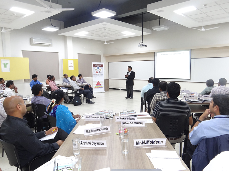 Leadership Speaker Engaging Corporate Managers, Delhi NCR Speaker addresses corporate managers in Delhi NCR with leadership insights,& workplace strategies.